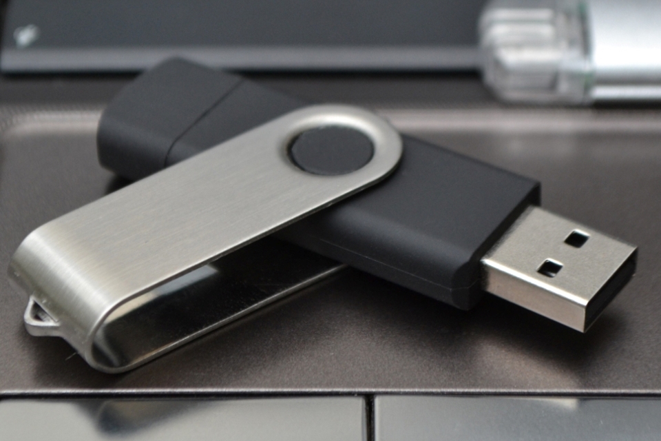 Imagem de: Windows: como deixar seu pendrive mais rápido para gravar e ler arquivos