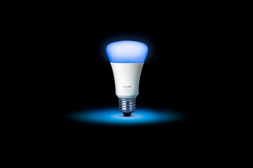 Imagem de: Segunda geração de lâmpadas HUE da Philips já está disponível no Brasil