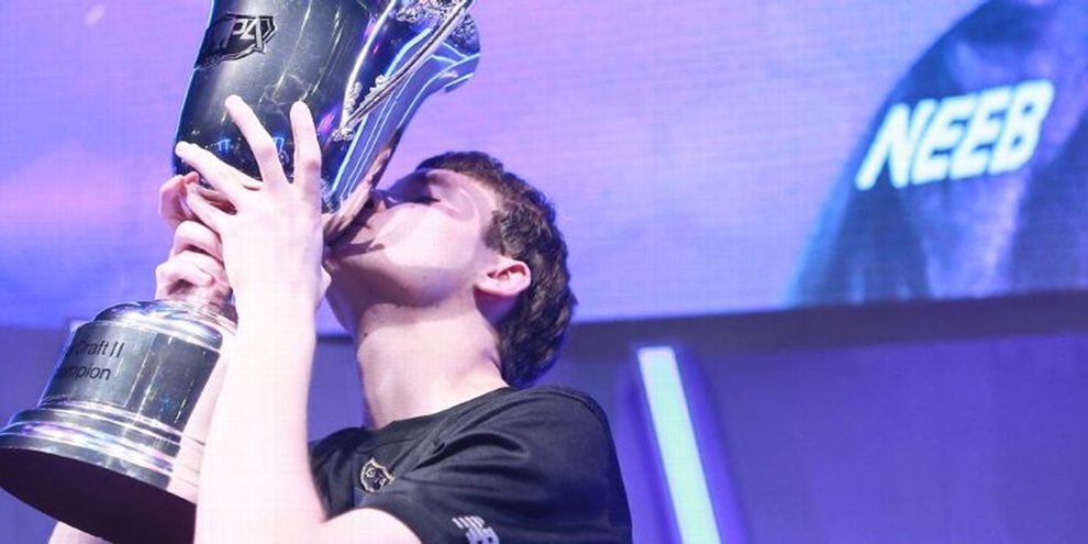 Estrangeiro vence torneio de StarCraft na Coréia do Sul depois de 16 anos