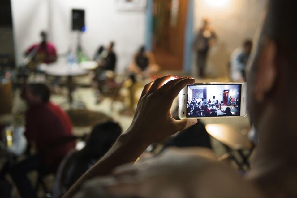 Livro 'Vida Móvel' conta a história da telefonia móvel no Brasil e no mundo
