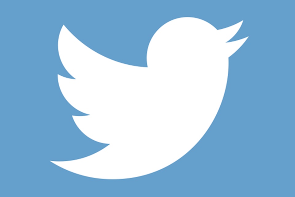 Suas respostas no Twitter para iOS ficaram estranhas? Relaxa: era só teste