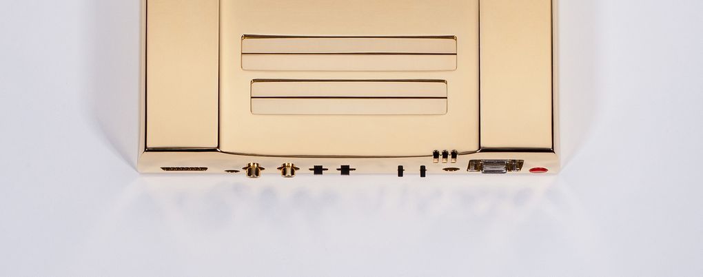 Edição folheada a ouro do NES é somente para colecionadores endinheirados