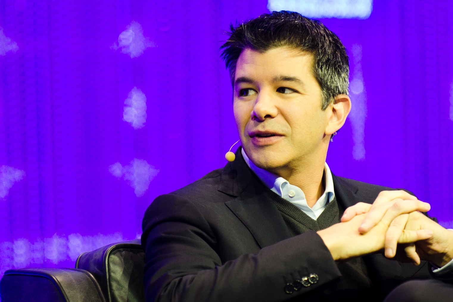Imagem de: Depois de afastamento, CEO da Uber deixa cargo em definitivo