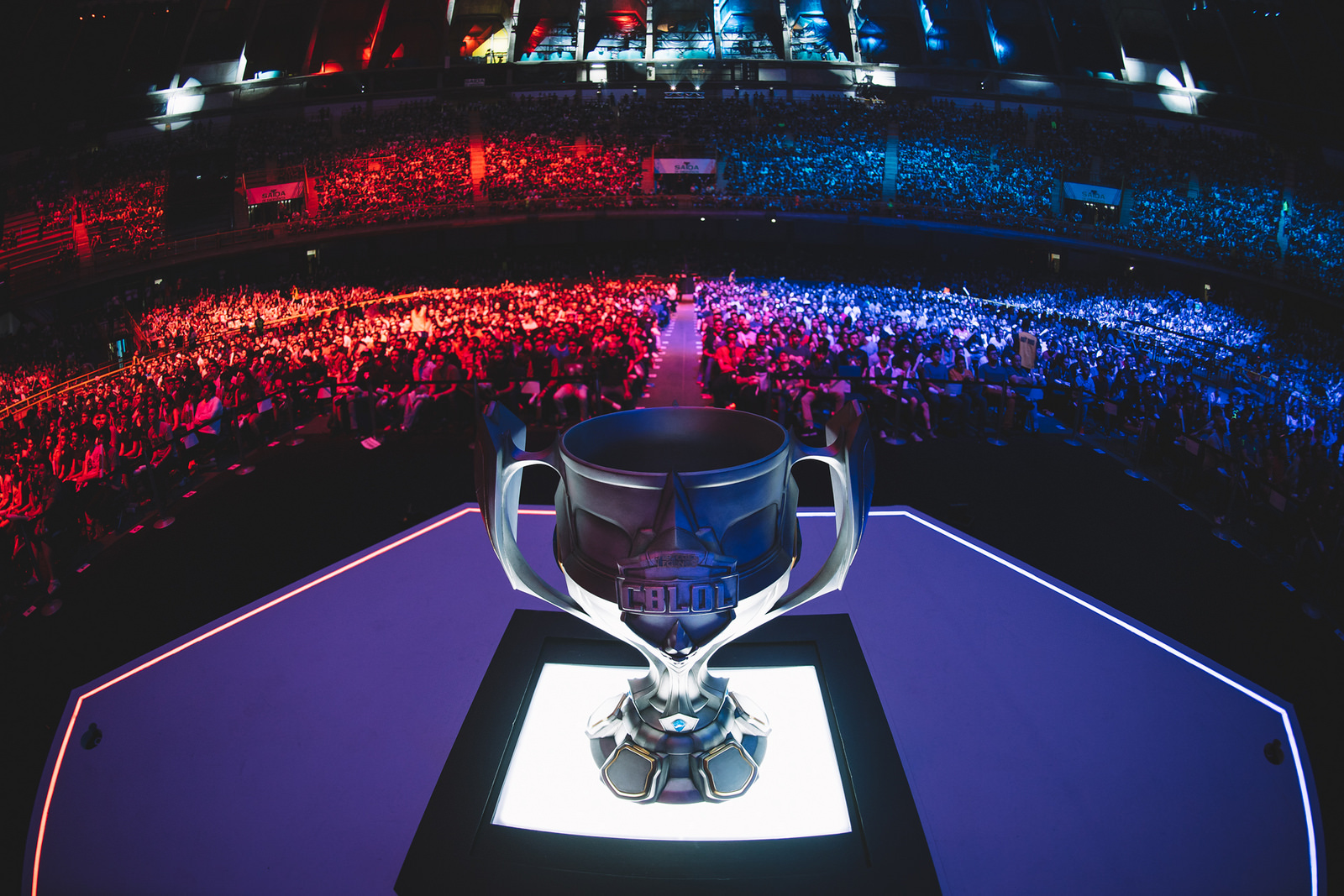 Imagem de Não é só futebol: público da final do CBLOL cresce meio milhão em um ano no tecmundogames