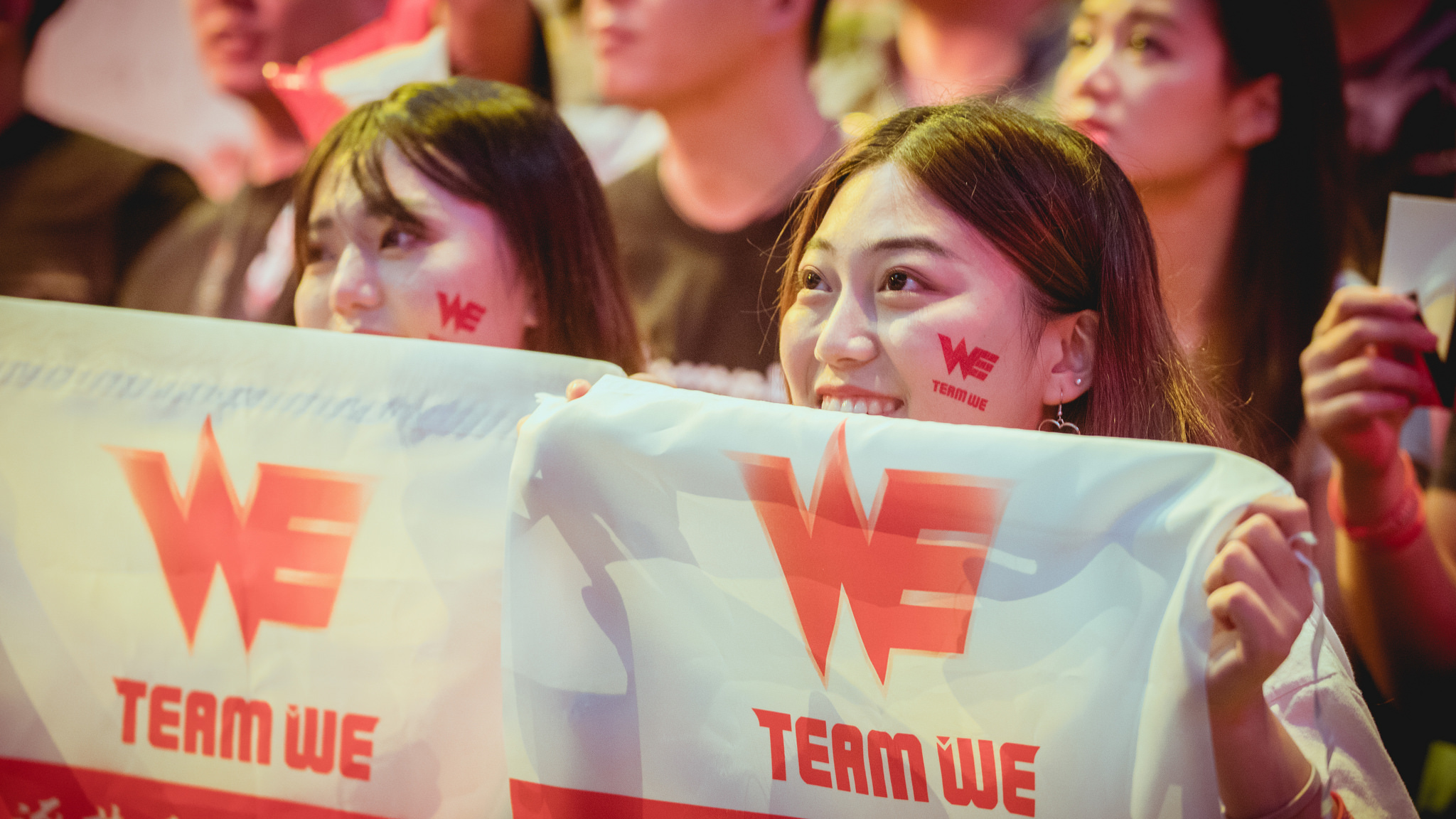 Imagem de LoL Worlds 2017 dia 1: WE e Cloud 9 invictas e Lyon surpreende no tecmundogames
