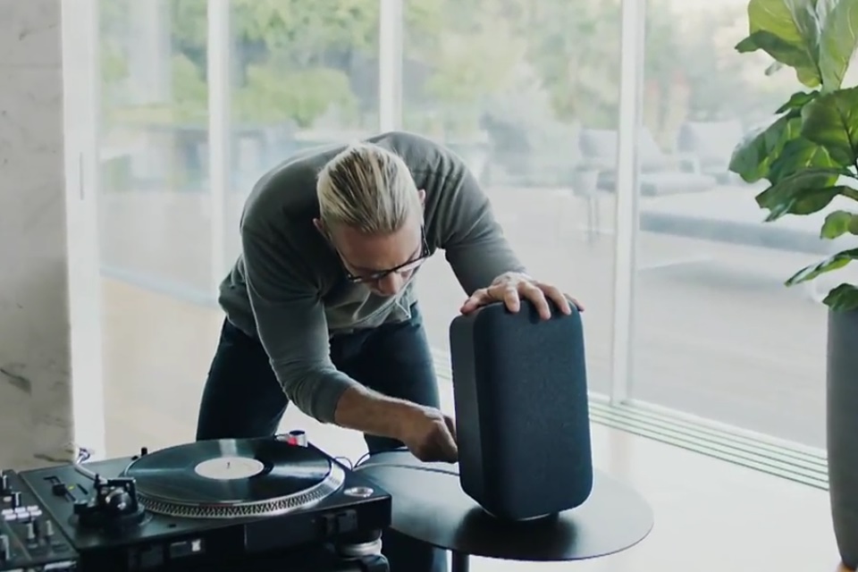 Imagem de: Google Home Max é a nova caixa de som potente da Google