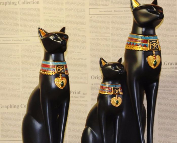 No Antigo Egito, os gatos, inclusive os pretos, eram adorados como deuses (Crédito: Reprodução)