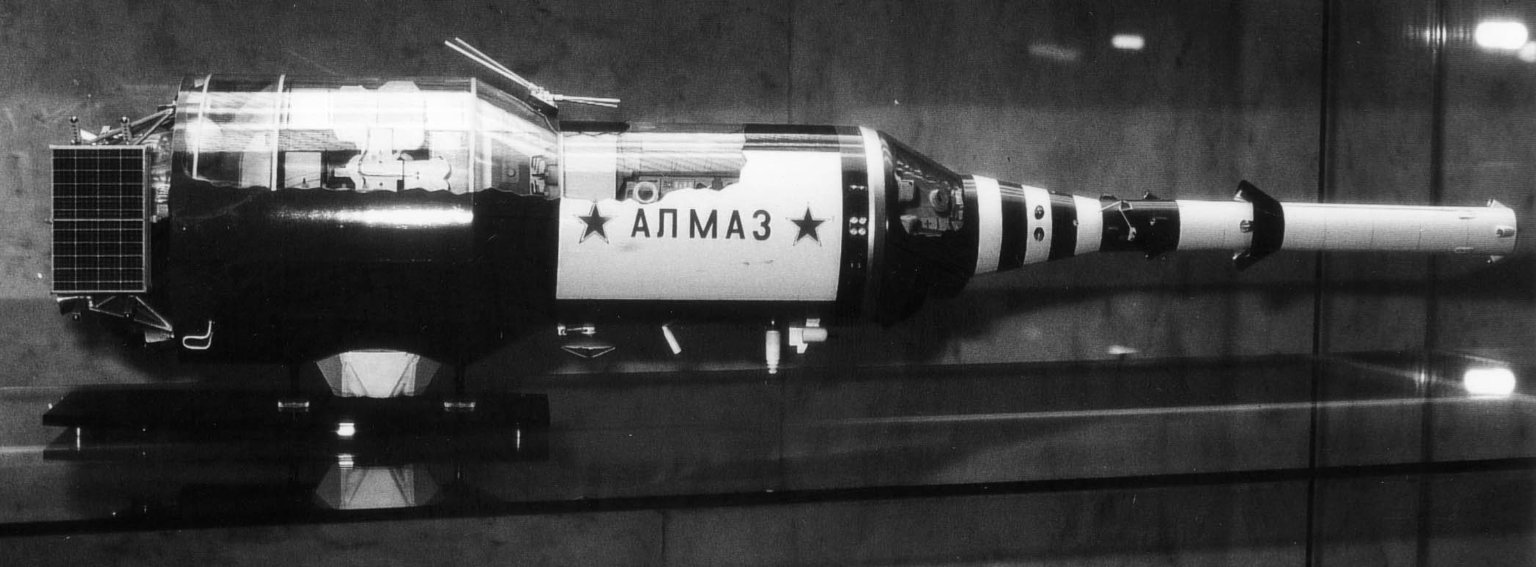 Modelo estação espacial Almaz