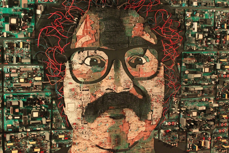 Artistas Que Usam Material Reciclado Em Suas Obras