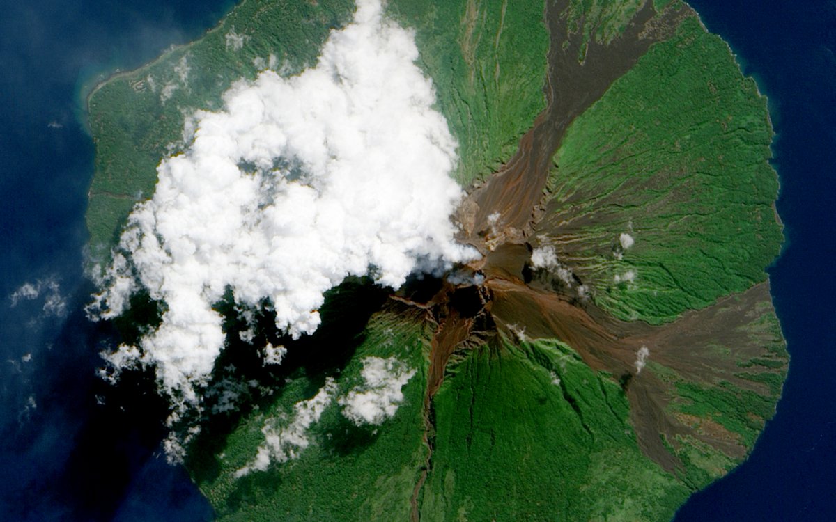 Vulcão visto do espaço