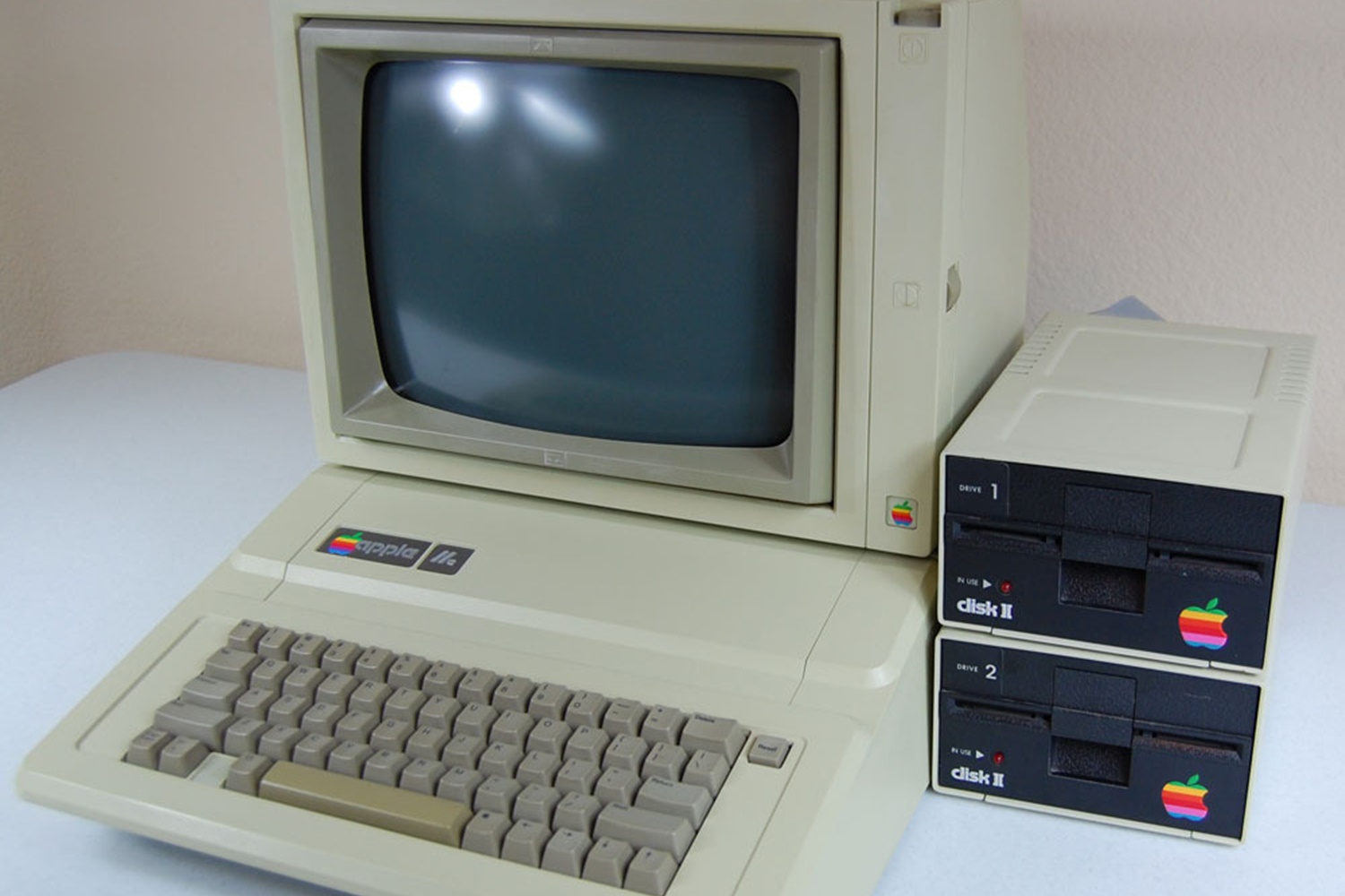 Entenda Como Computadores Atuais S O Mais Lentos Que Um Apple Iie De Tecmundo