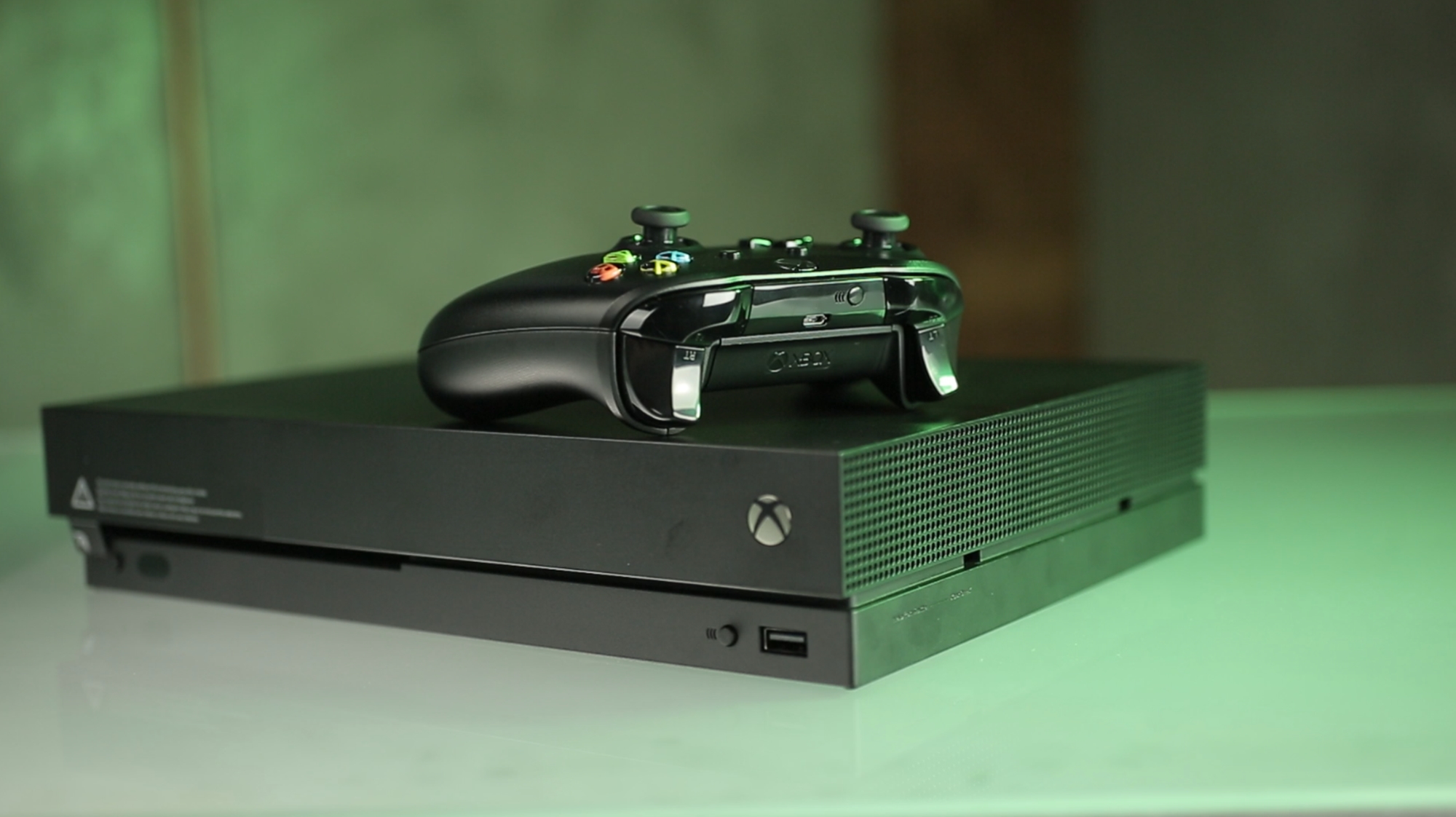Análise: Xbox One X tem respaldo técnico de ponta e é pura crocância