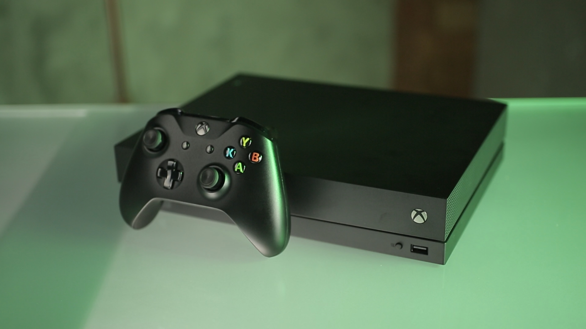 Análise: Xbox One X tem respaldo técnico de ponta e é pura crocância