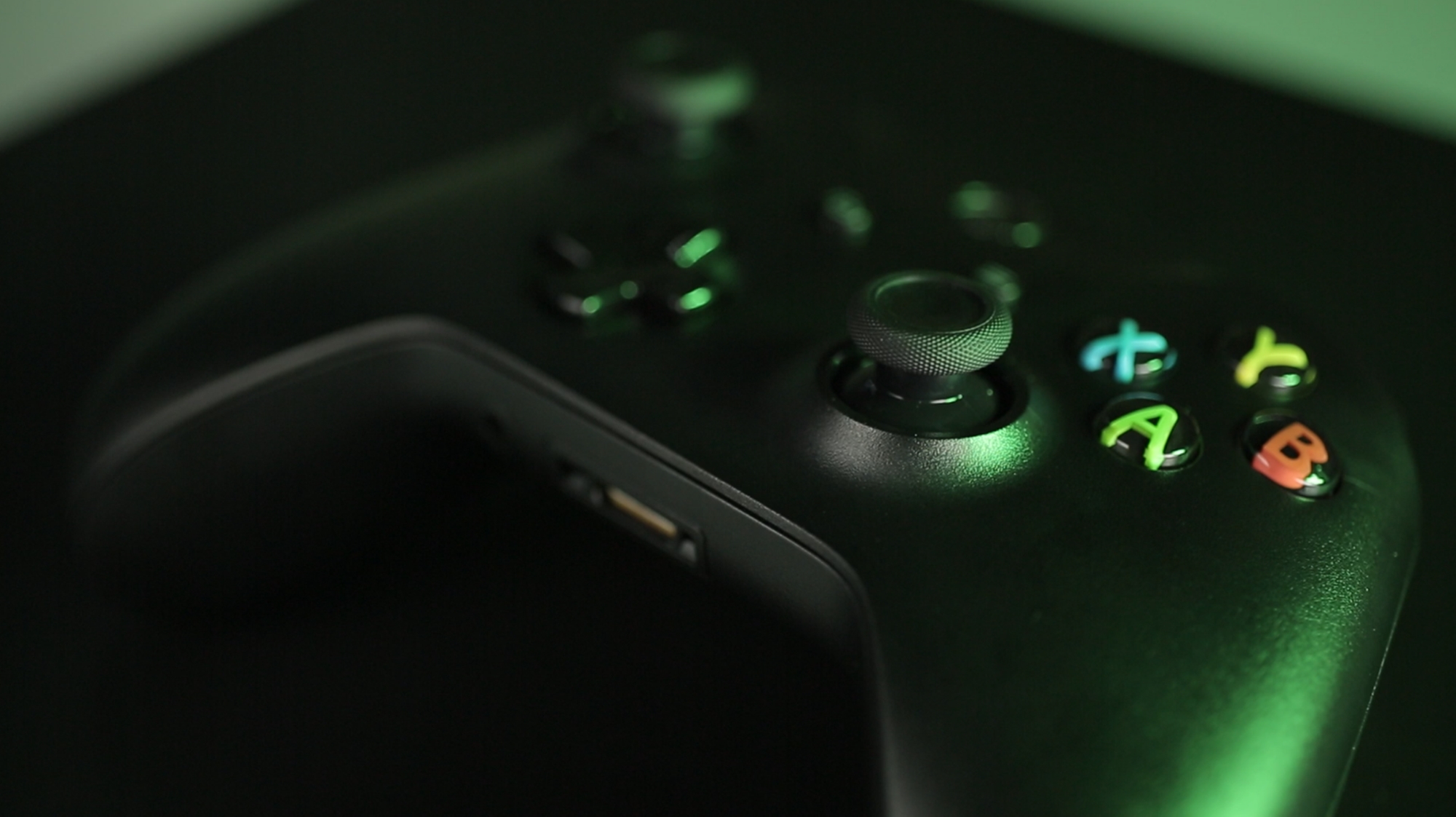 Análise: Xbox One X tem respaldo técnico de ponta e é pura crocância