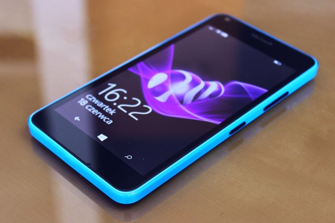 Imagem de: Lumia 640 é mostrado rodando Windows RT aparentemente funcional