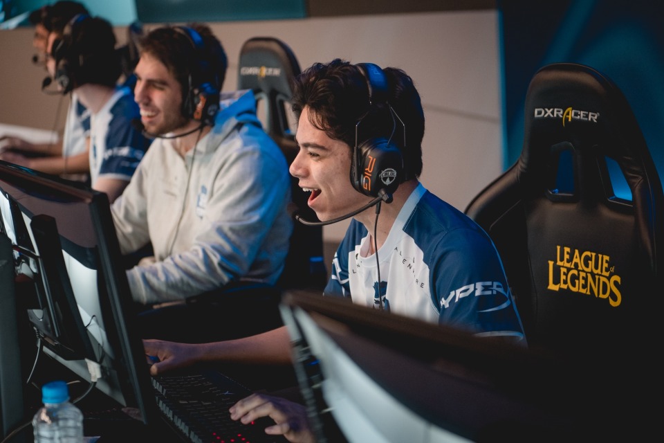 CBLoL: RED Canids atropela e CNB surpreende todos