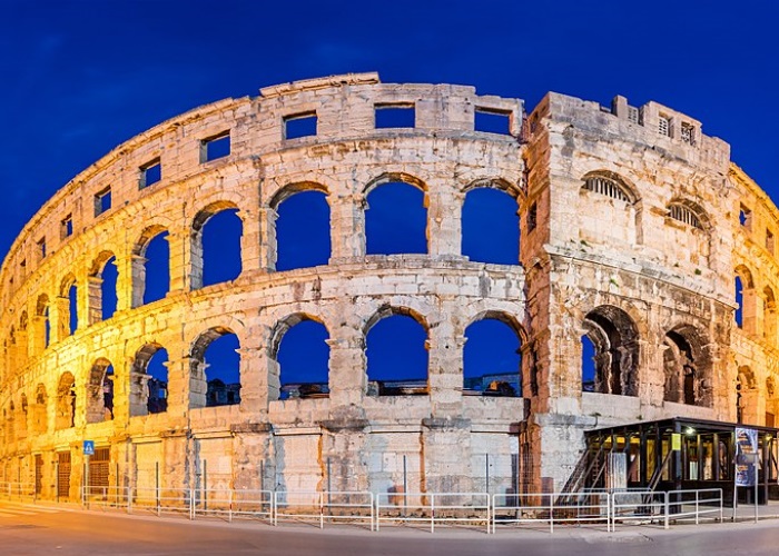 la Arena de Pula, Croacia