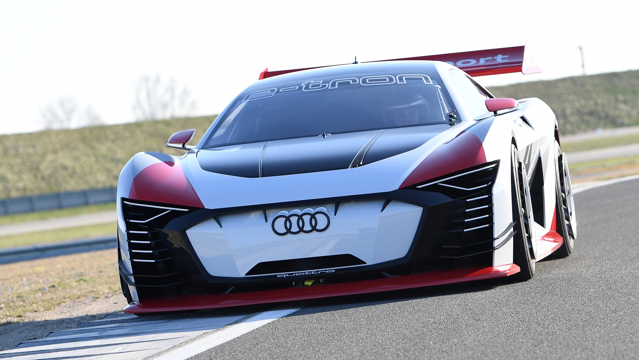 Gran Turismo Sport recebe dois novos carros Vision GT da Audi