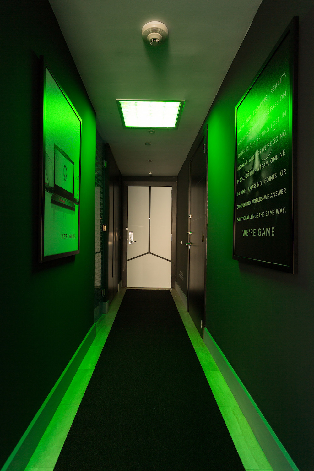Alienware Room transforma quarto de hotel no Hilton Panamá em paraíso gamer