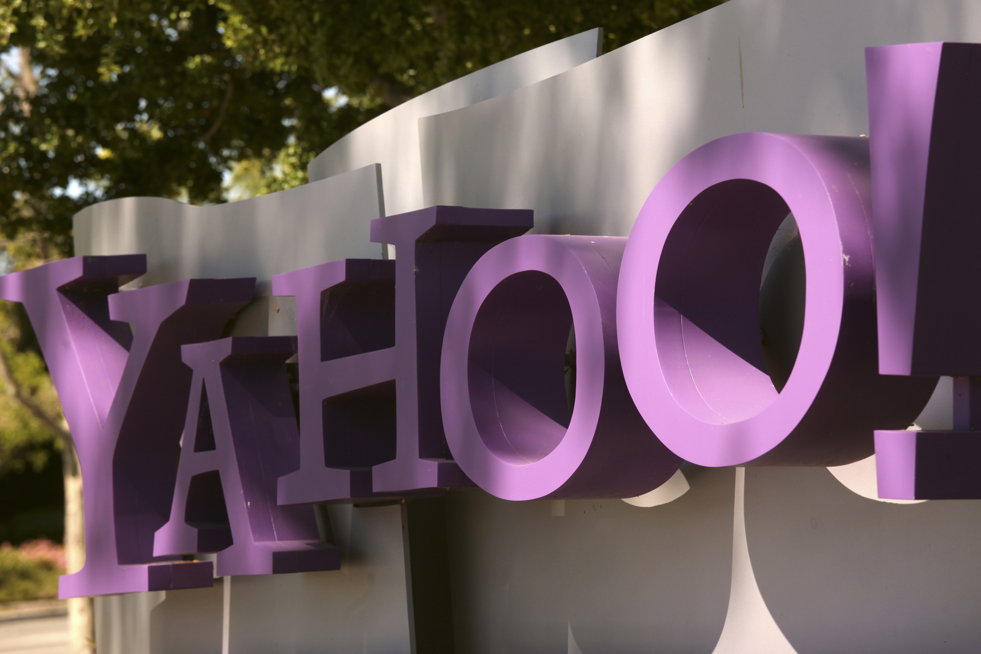 Imagem de: Ética? Yahoo ainda tenta tirar um dinheiro escaneando seus emails