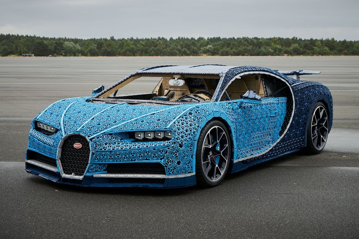 Imagem de: LEGO constrói réplica funcional em tamanho real de um Bugatti Chiron