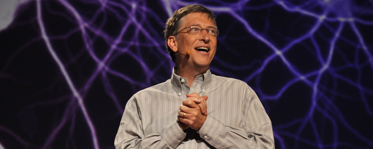 Imagem de: Bill Gates exibe vaso sanitário que não usa água nem esgoto