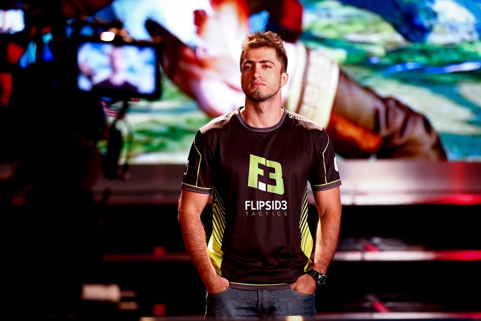 Brolynho anuncia aposentadoria de Street Fighter V para se focar em estudos
