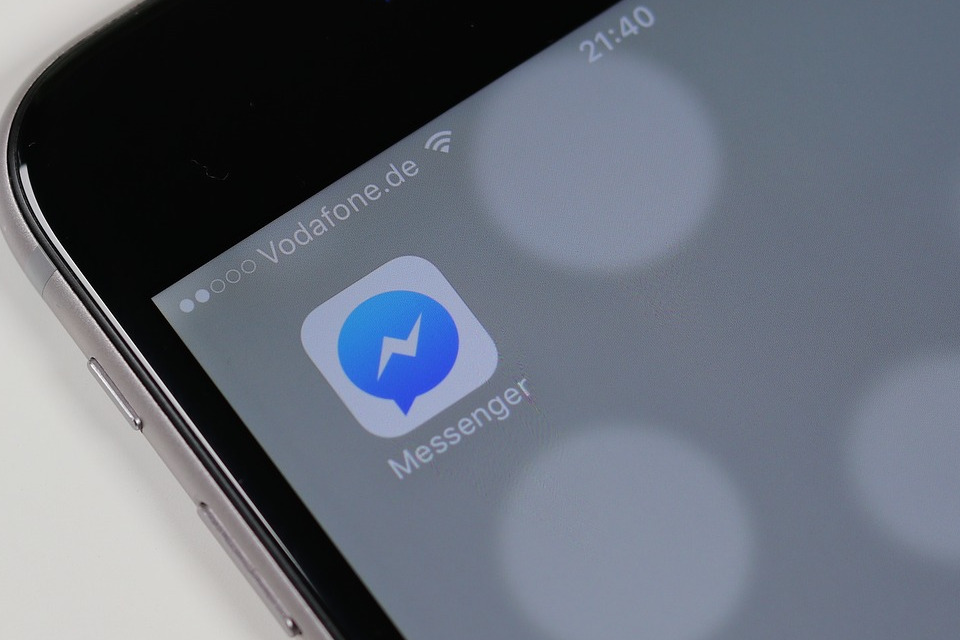 Imagem de: Conversas do Messenger podem voltar a aparecer no app do Facebook