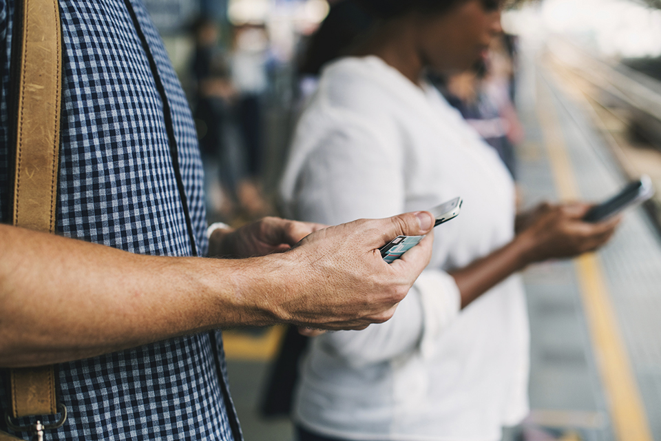 Imagem de: Número de linhas pós-pagas cresce no Brasil, aponta Anatel