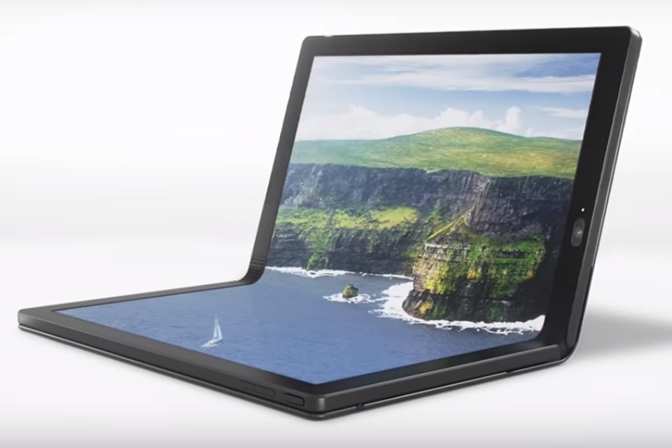 Imagem de: LG apresenta tela de 13,3' que estará em produtos dobráveis de 2020