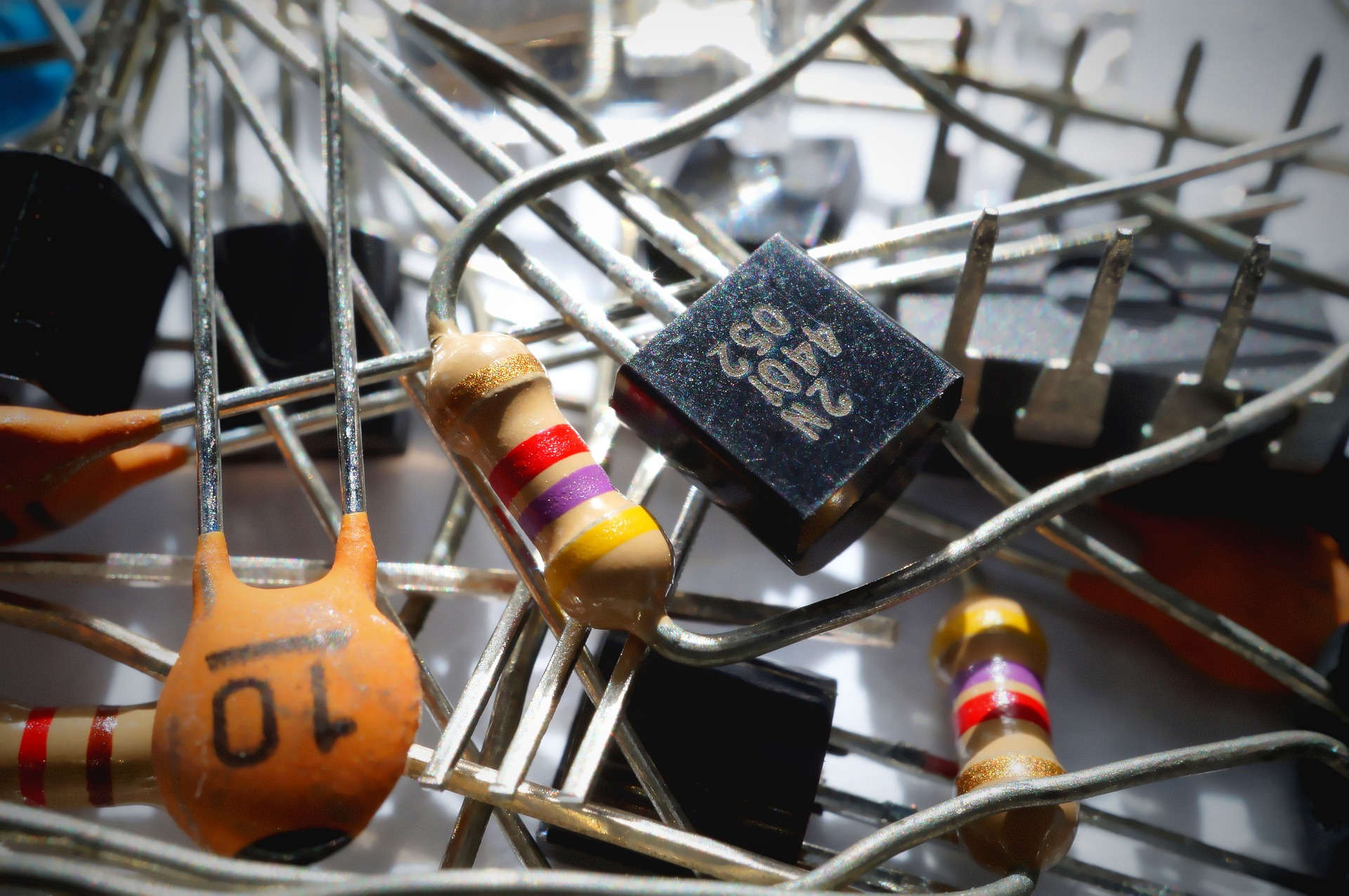 Nanotecnologia pode reduzir a necessidade de transistores pela metade