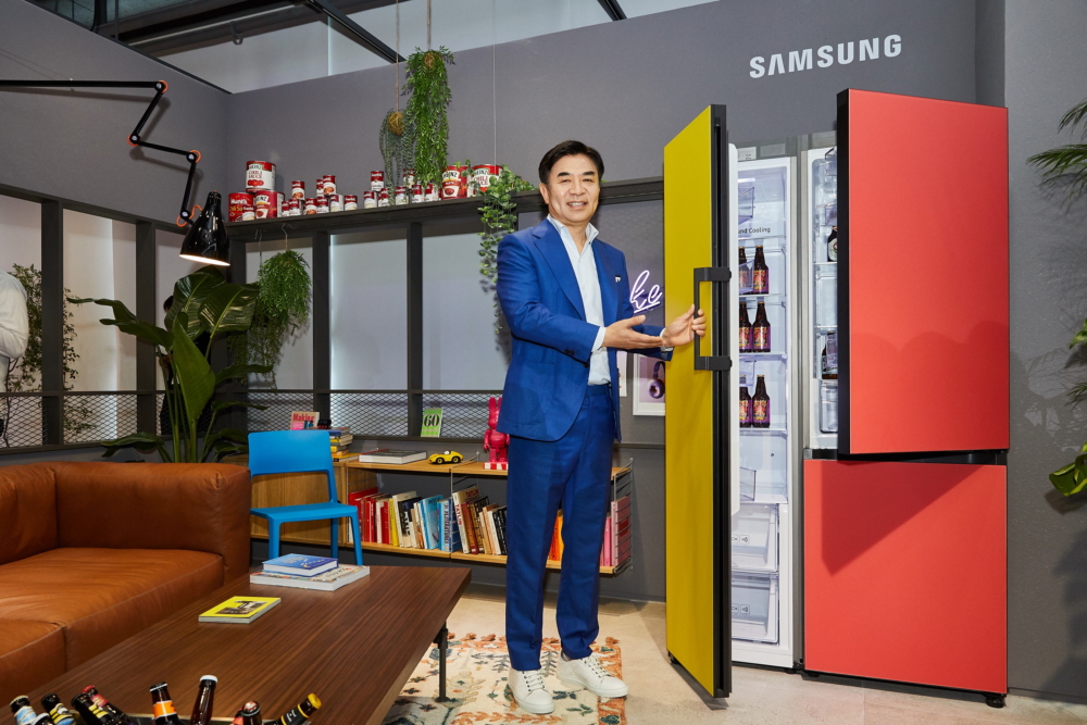 Samsung lança Bespoke, uma geladeira colorida e personalizável