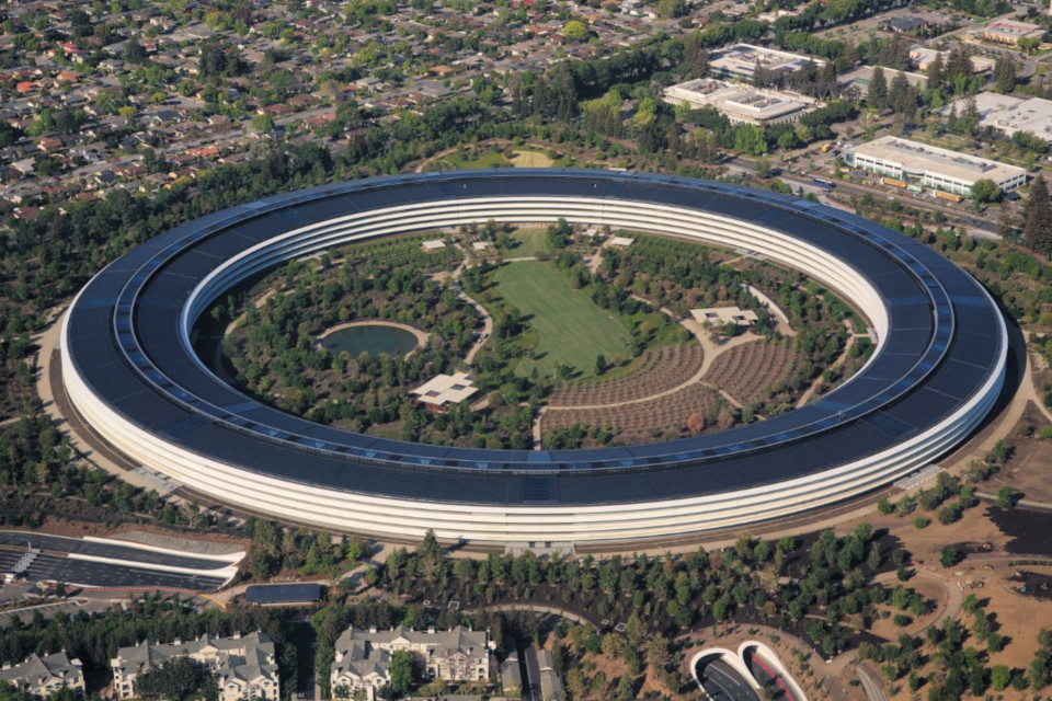 Imagem de: Avaliado em US$ 4 bilhões, Apple Park é um dos prédios mais caros do mundo