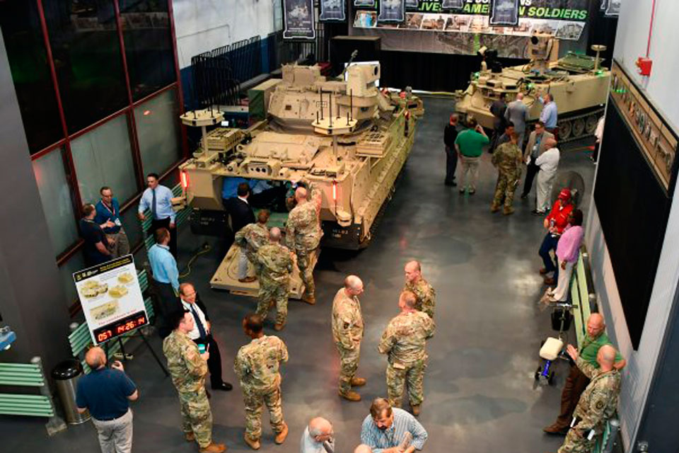 Imagem de: Exército dos EUA testará veículos robóticos de combate