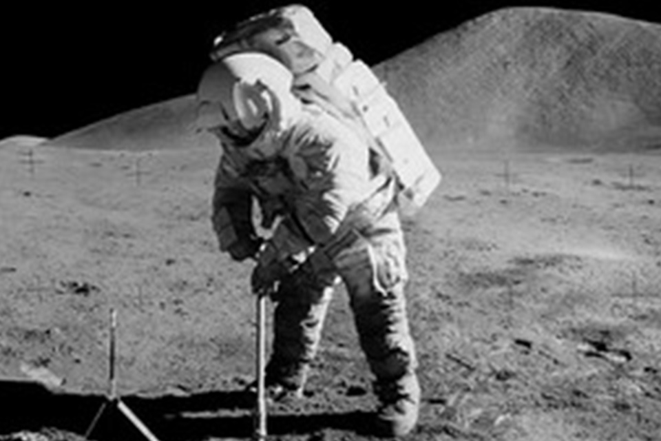 NASA libera panorâmicas inéditas da Lua