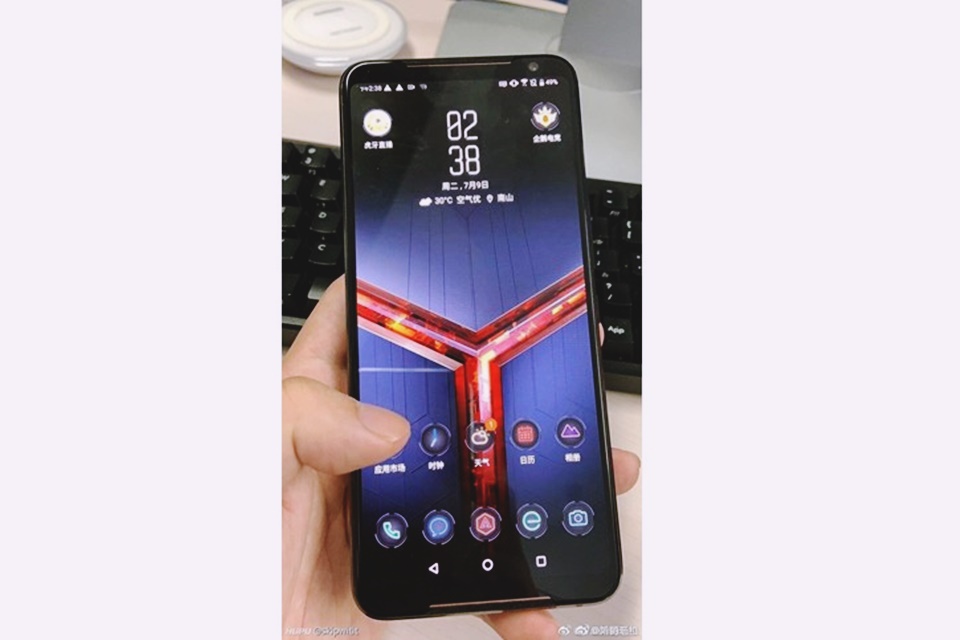 Imagem de: ASUS ROG Phone 2 é anunciado com Snapdragon 855+ e 12 GB de RAM