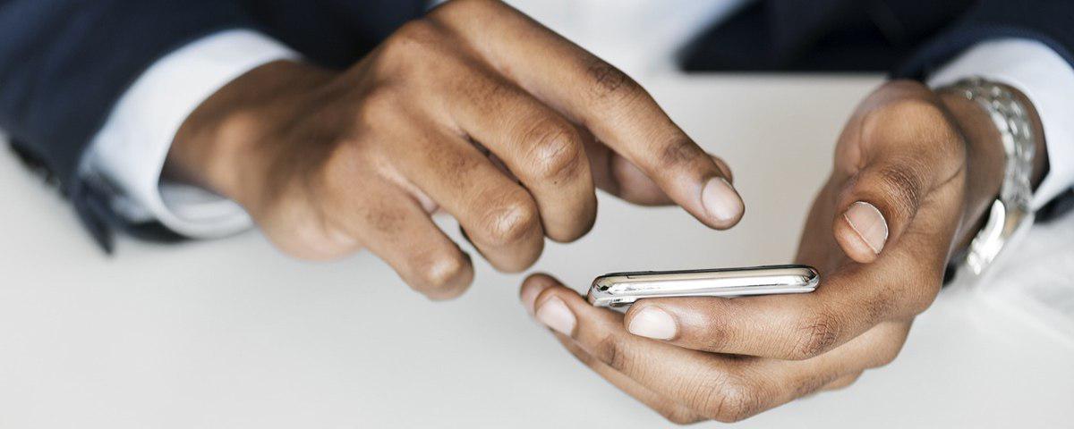 Imagem de: Xiaomi obtém patente de câmera debaixo de tela