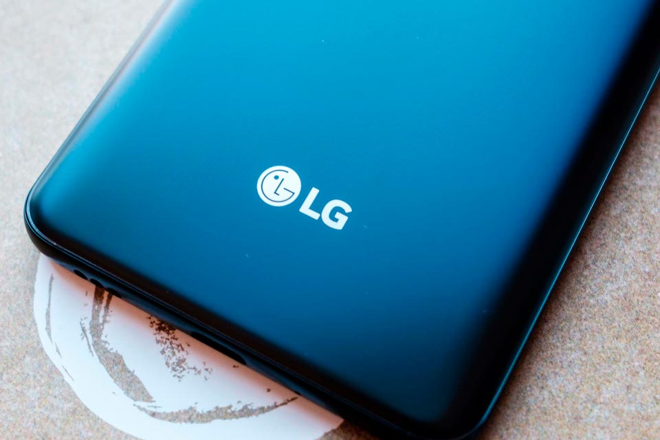 LG trabalha em câmera de selfies sob a tela, indica patente