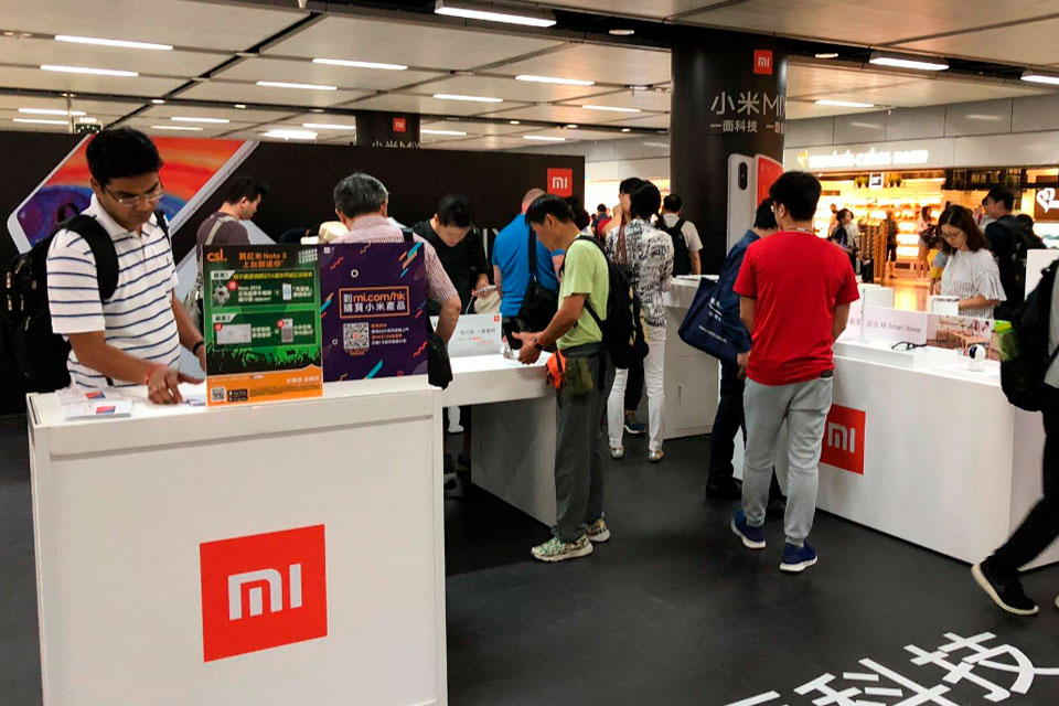 Xiaomi pode lançar monitor curvo de 144 Hz para esports em novembro