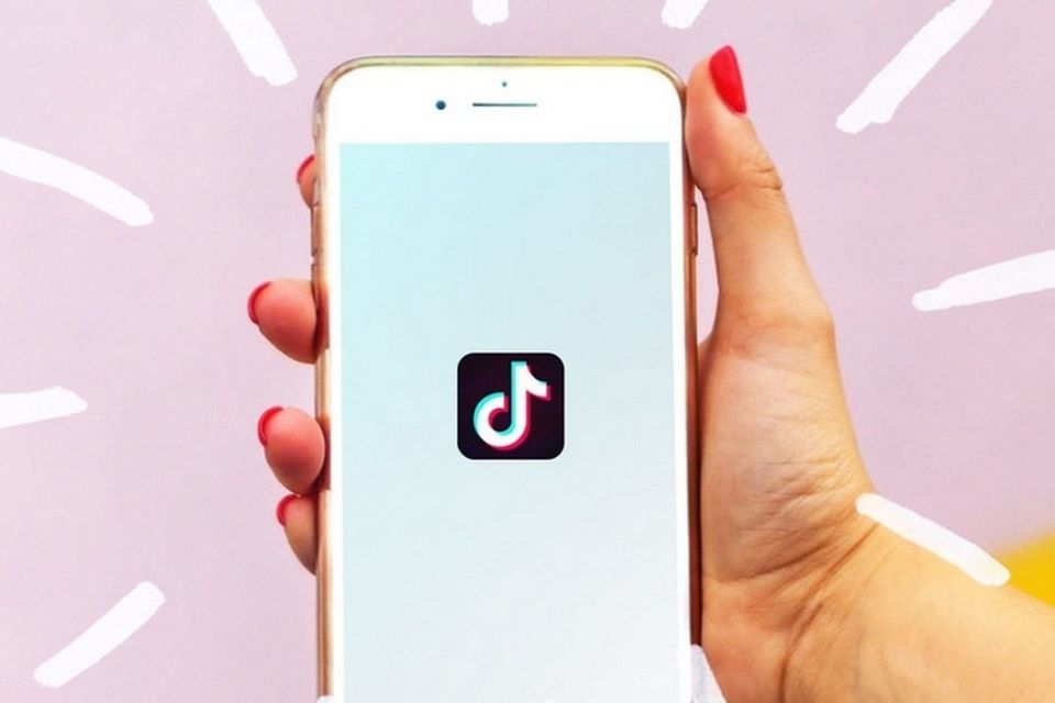 Top 11 maiores celebridades do TikTok, o app febre entre a geração Z