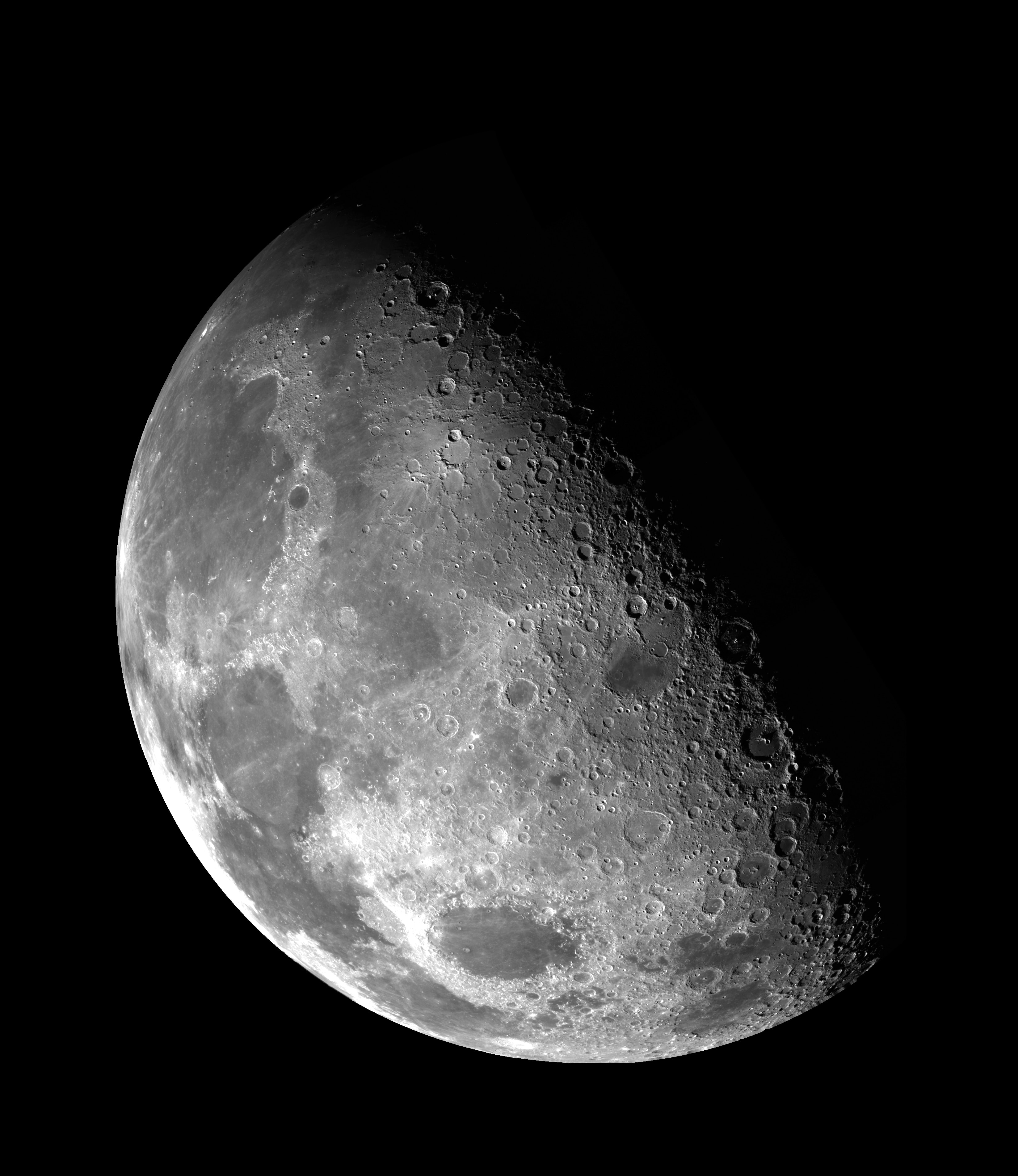 Estudo revela idade exata da Lua e reforça teoria do Grande Impacto