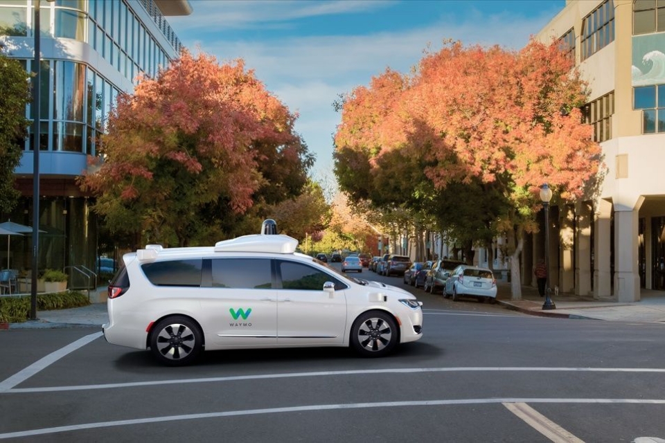 Waymo, Ford e GM pedem o fim do volante em carros autônomos