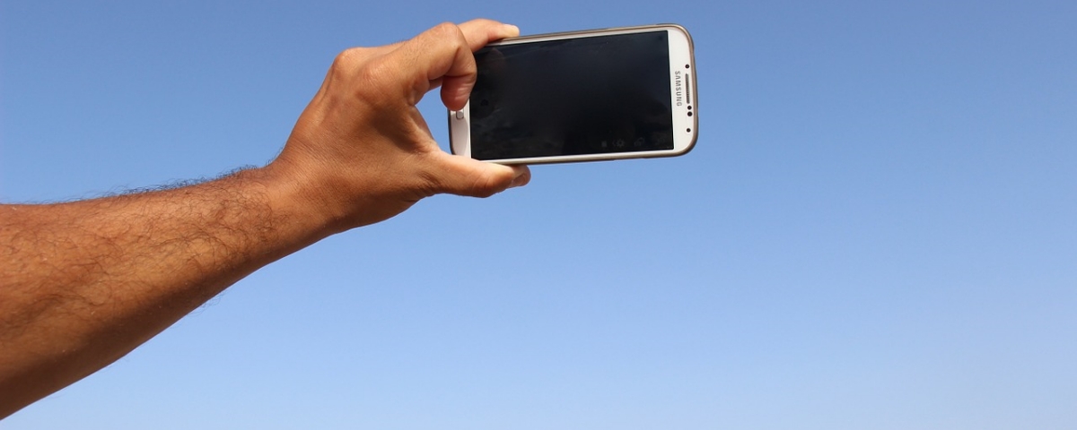 Imagem de: Operadoras vÃ£o exigir selfie via app para habilitar novas linhas prÃ©-pagas