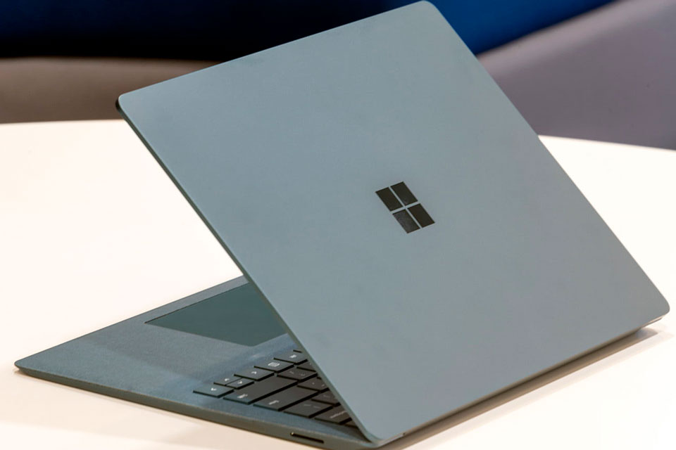 Imagem de: Sem Intel: Microsoft pode usar chips AMD no Surface Laptop 3
