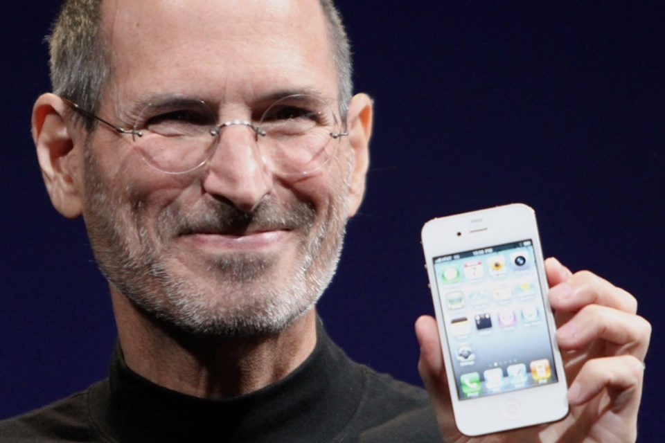 Imagem de: iPhone de 2020 terá design similar ao do iPhone 4, diz analista