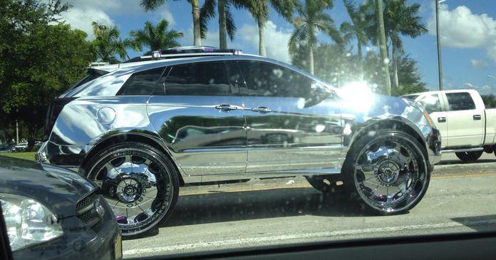 carro cromado
