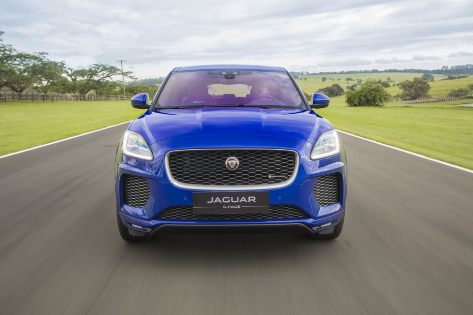 Carros do futuro terão carroceria que muda de cor; só falta modo escuro