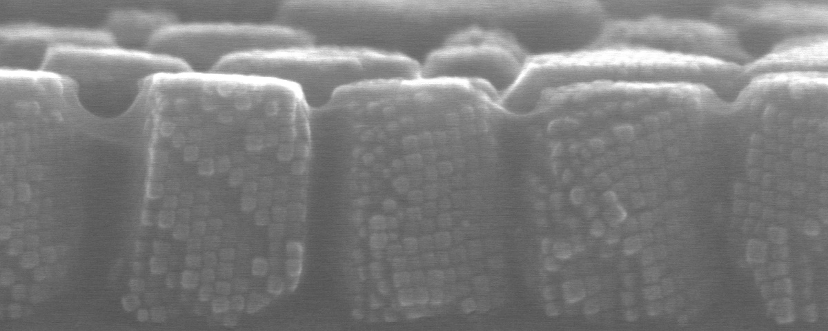 Imagem de: Novo método faz com que nanocristais se organizem sozinhos