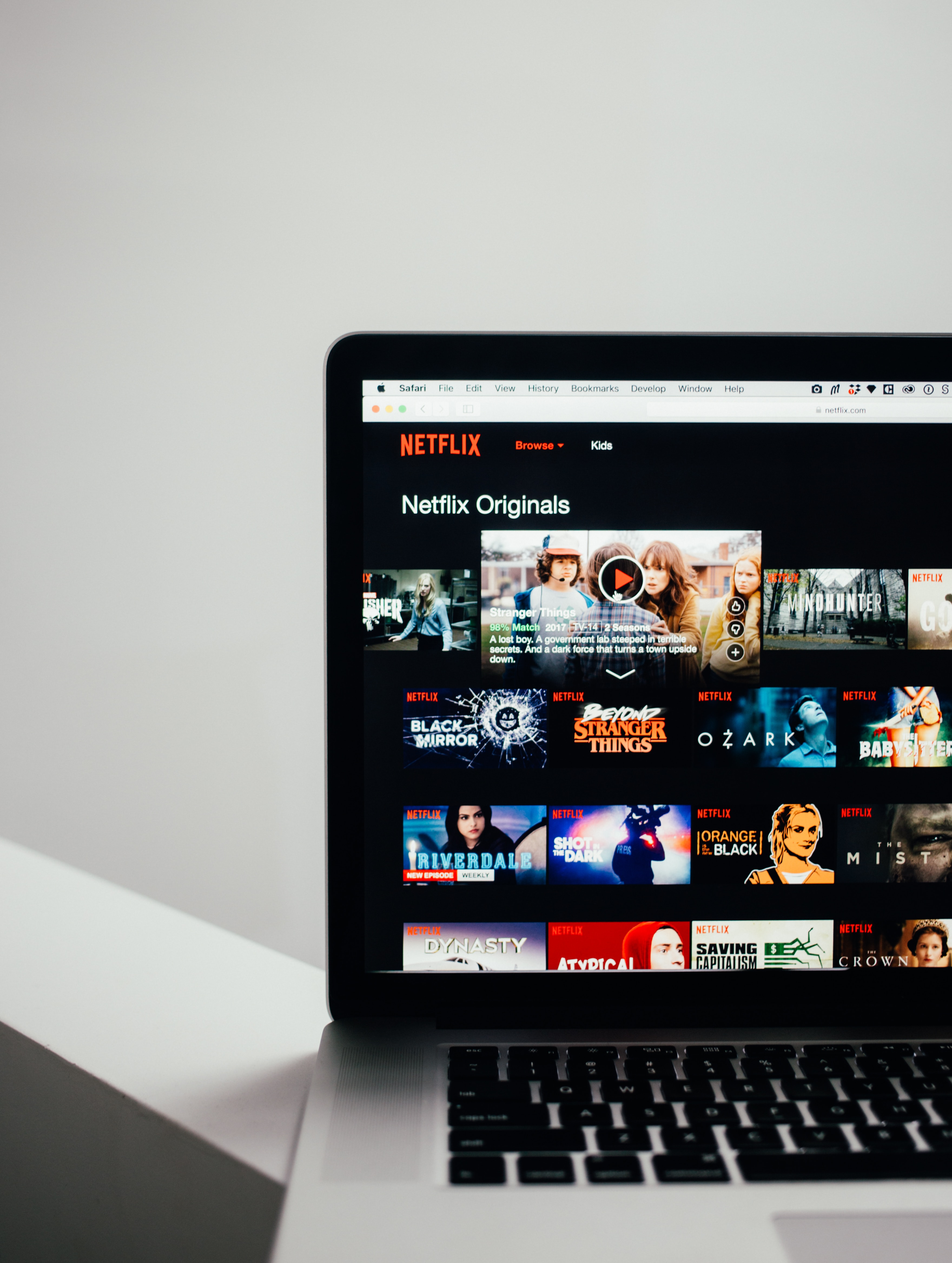 Aumento no número de serviços de streaming preocupa consumidores