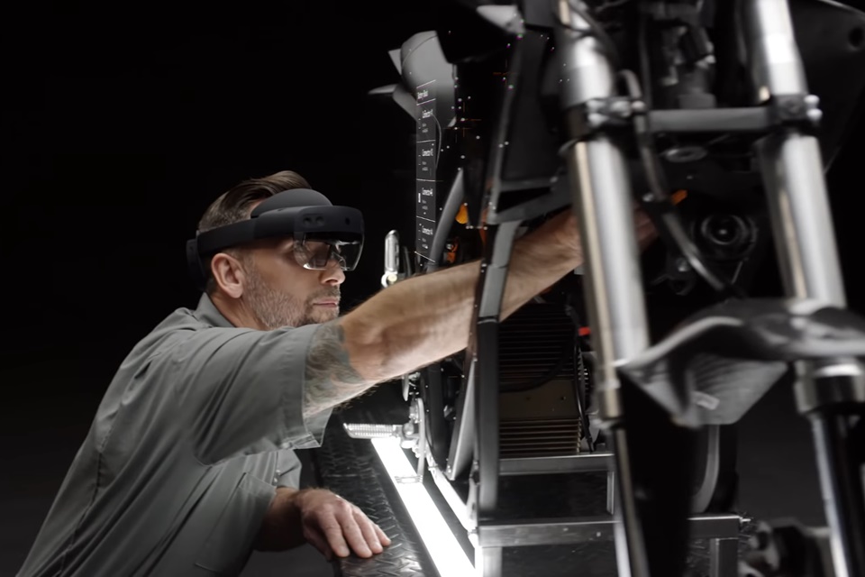 Microsoft coloca HoloLens 2 à venda: preço chega a R$ 14,3 mil